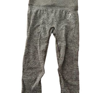 Gymshark gray pant with pocket in the waist band size small ( no tag)